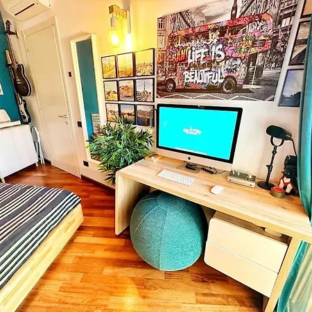 Meizon Business Tower: Exclusive Terrace & High-speed Wi-fi * Genoa